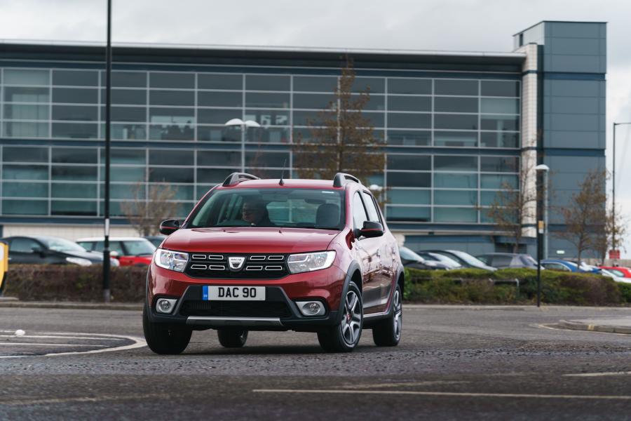  Dacia Sandero Stepway Techroad 2019 года  (UK) (фото 24 из 35)